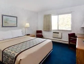 Hotel Days By Wyndham I-90 Walking Distance To Casino *