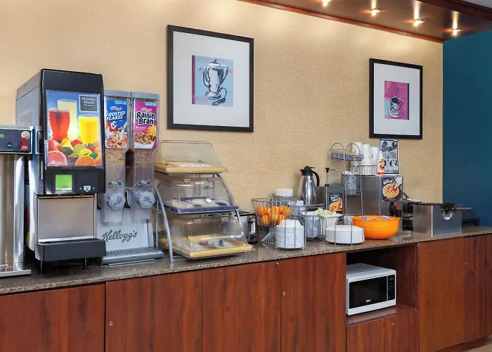 Days By Wyndham I-90 Walking Distance To Casino Hotel *
