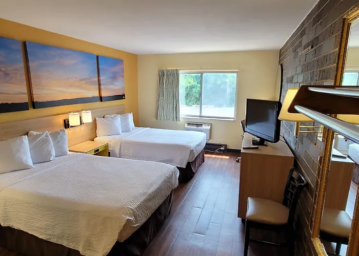 Hotel Days By Wyndham I-90 Walking Distance To Casino