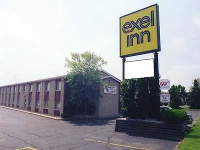 Days By Wyndham I-90 Walking Distance To Casino Hotel Rockford